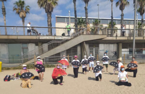 Las clases en la playa se acabaron en julio aún con muchos socios