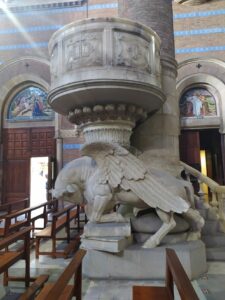 2022 08 01 interior iglesia hospital Sant Pau